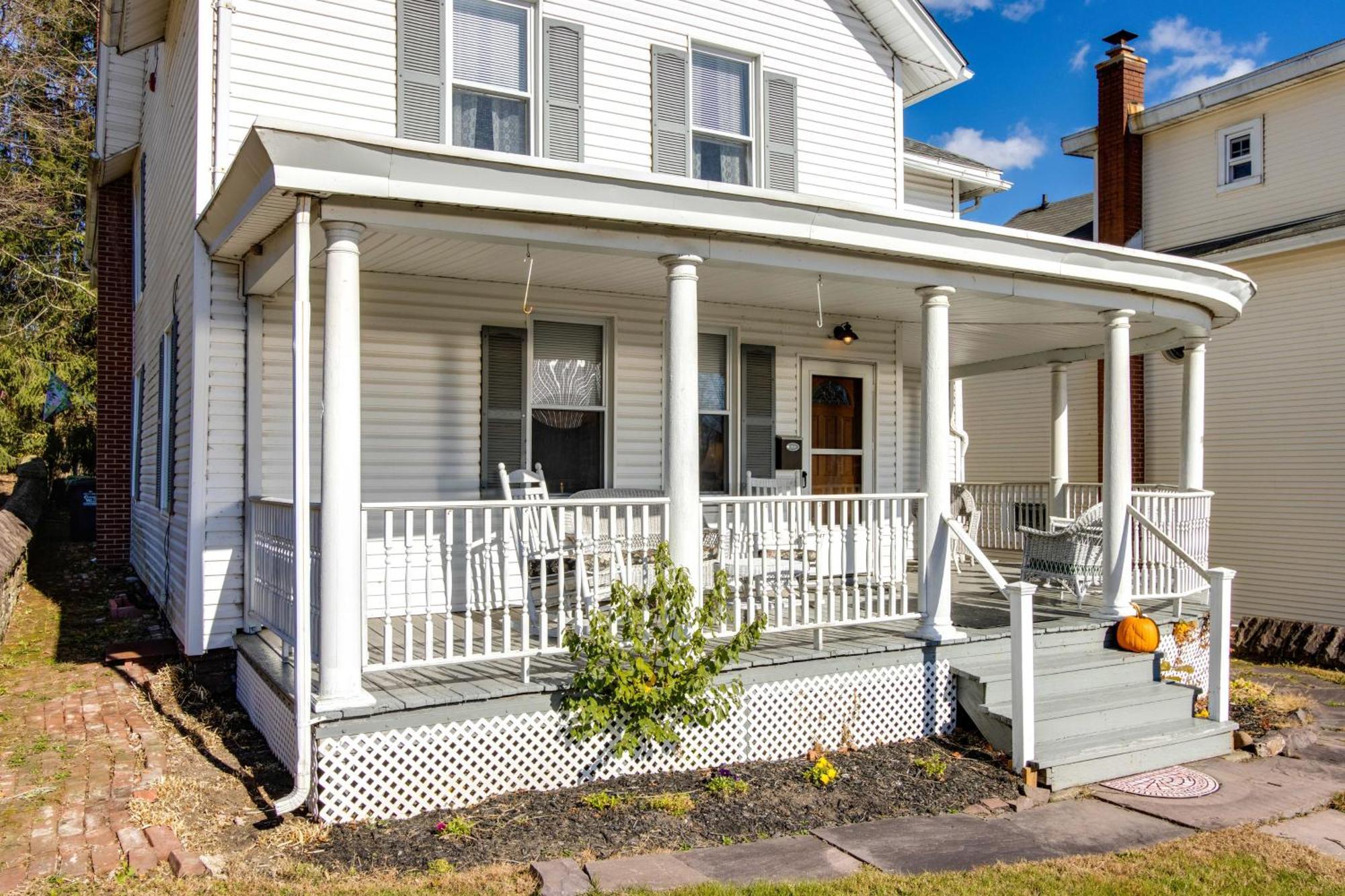 Victorian Home With Porch 6 Mi To Hickory Run Park! White Haven Exterior photo